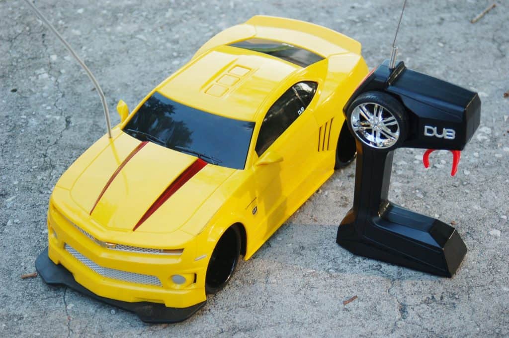 hand controlling remote control car