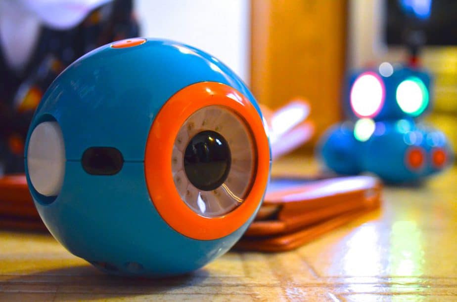 Learning with Dash & Dot - Coding and Robot Art - No Time For