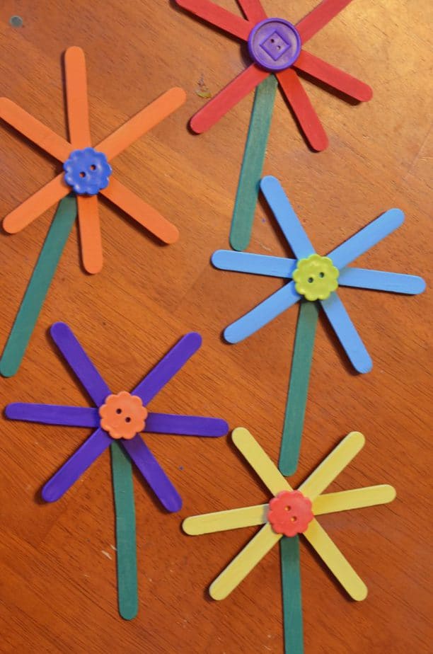 Easy Flower Craft Stick Craft for Kids