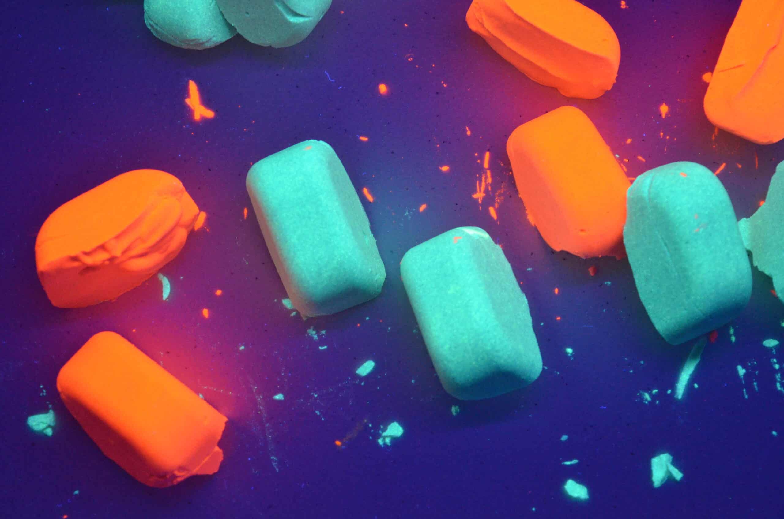 how-to-make-glow-in-the-dark-chalk-recipe-galactic-space-rocks