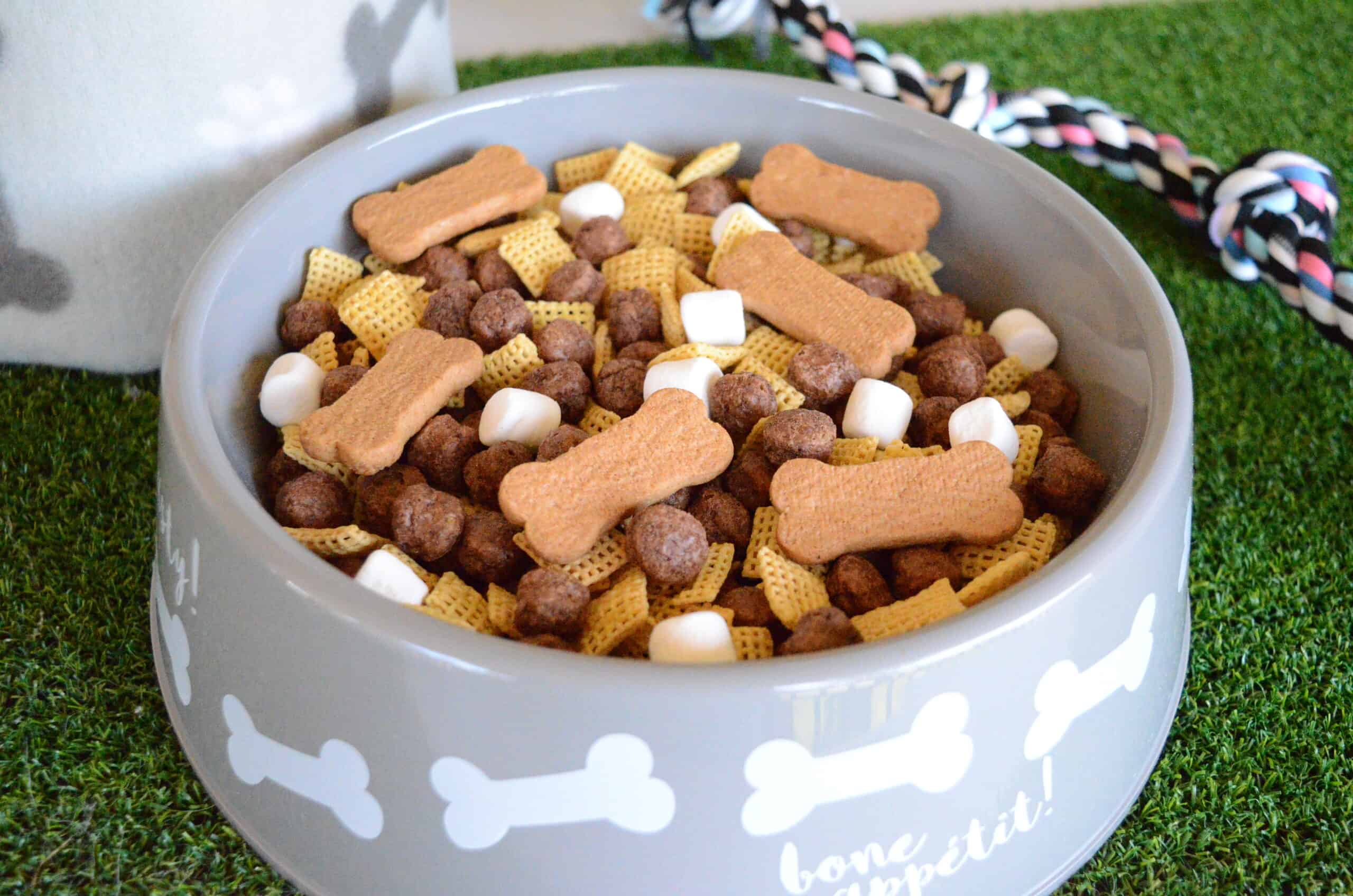 puppy-chow-snack-mix-recipe-idea-for-dog-lovers