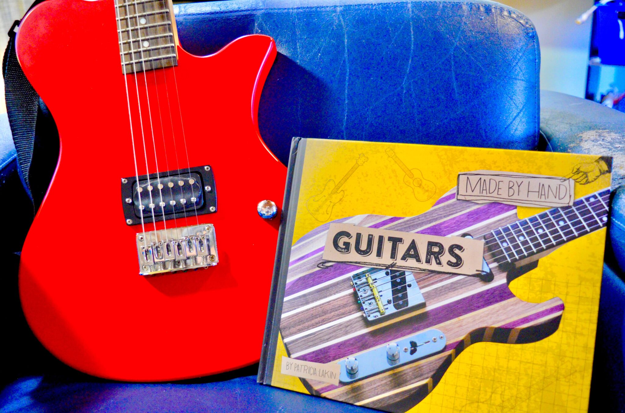 how-to-make-a-guitar-must-see-book