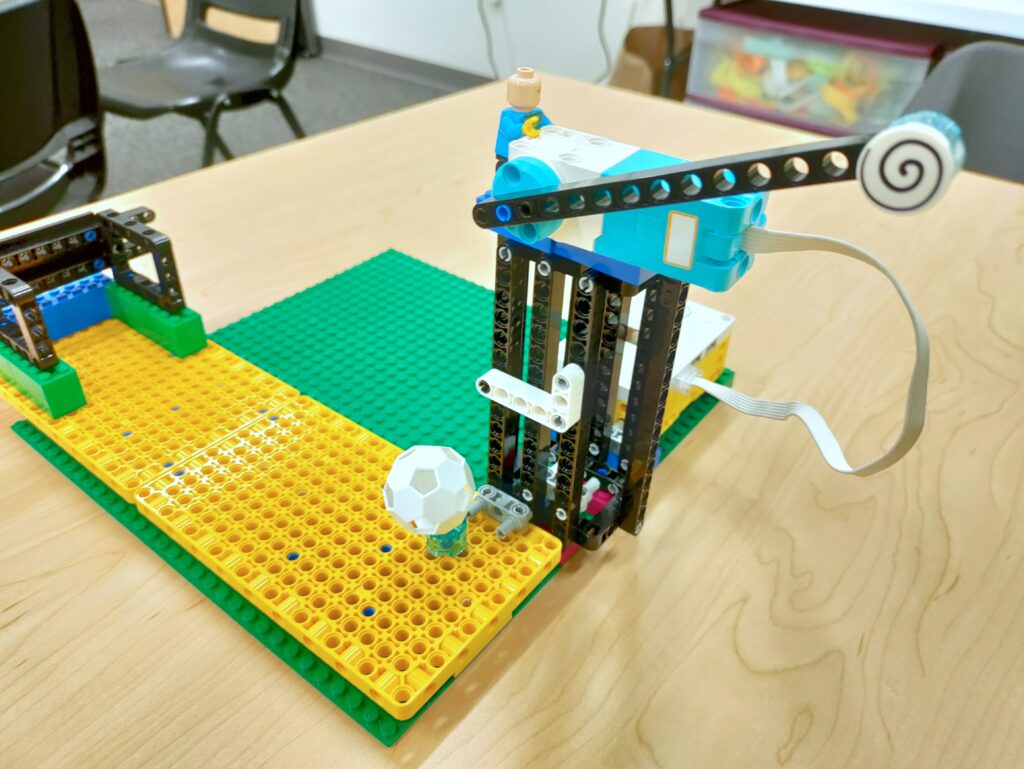 LEGO Spike Robotics Mini-Golf Machine Tutorial
